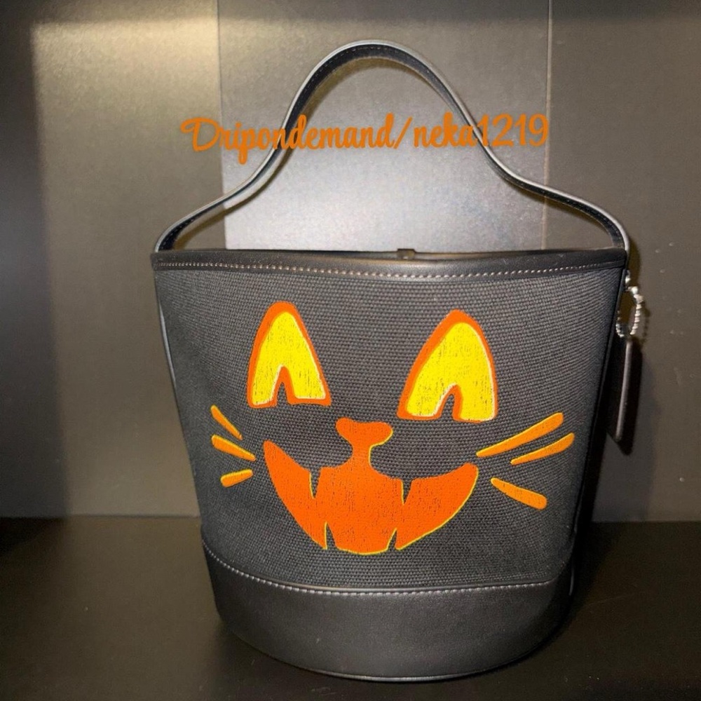 Coach Trick Or Treat Bucket With Halloween Cat In Regenerative Cotton - Picture 3 of 9